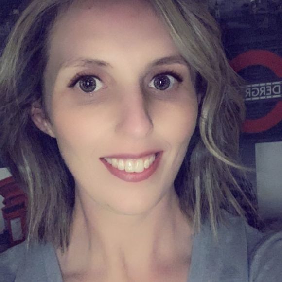 Meet your Posher, Jessica - Picture 1 of 1